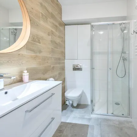 Waterlane Island Deluxe 5a By Grand